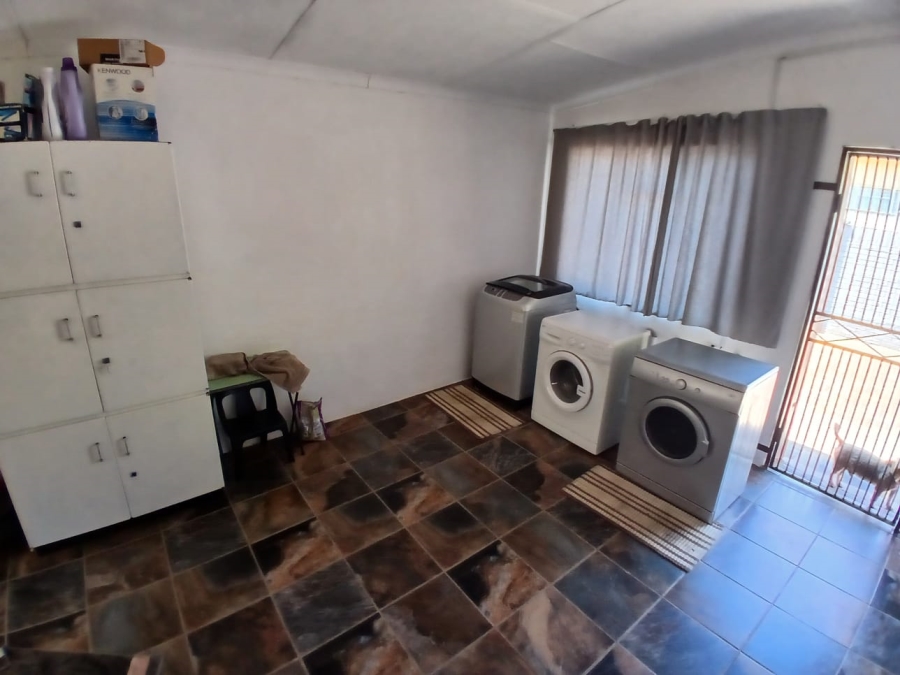 4 Bedroom Property for Sale in Bodorp North West